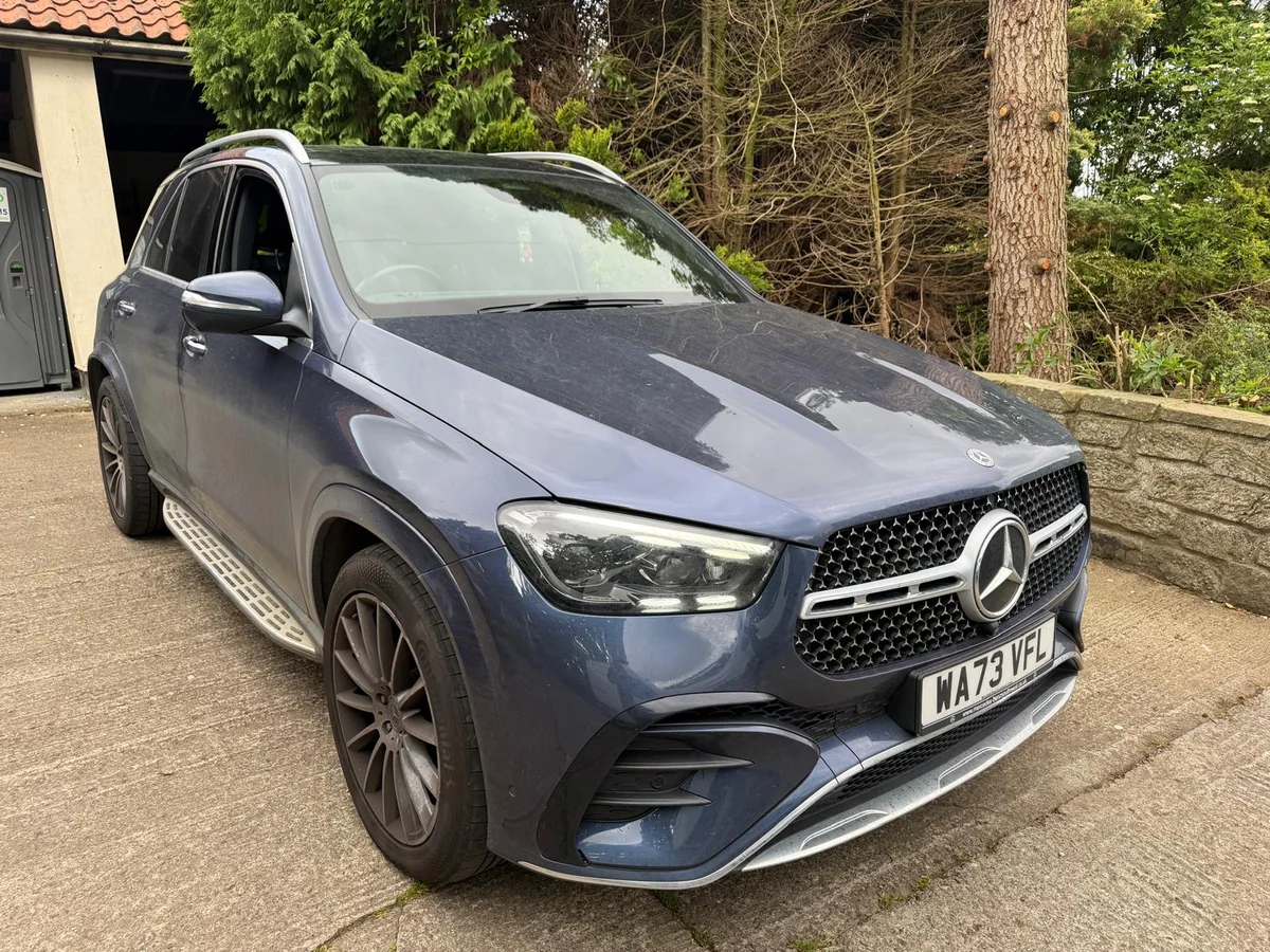 Mercedes GLE after its windscreen replacement